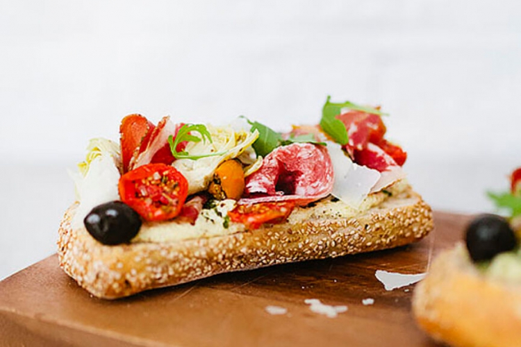 Anti-pasti-Baguette-2_9e00656039b9bb4955a23600248761fc.jpg